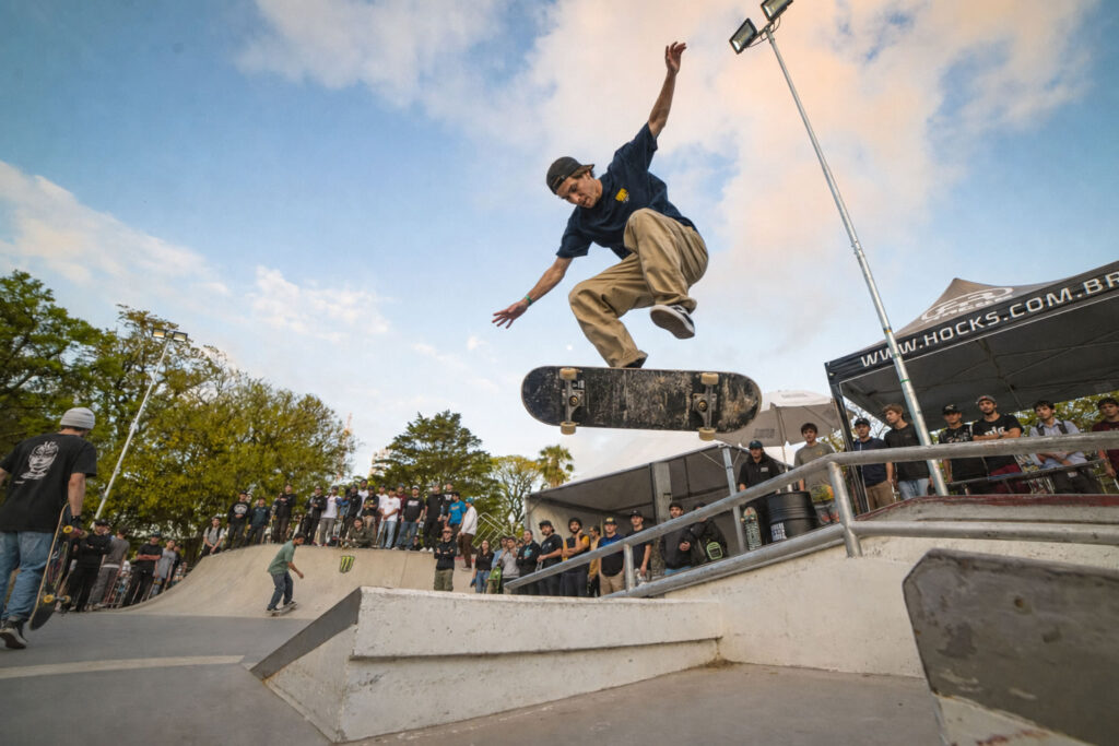 Skate em Pelotas se fortalece como esporte, cultura urbana e ferramenta de inclusão